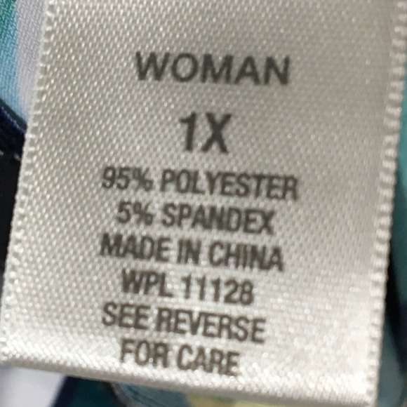 Dress Barn Drapey Suplice‎ Short Sleeve Career Top - Picture 6 of 6